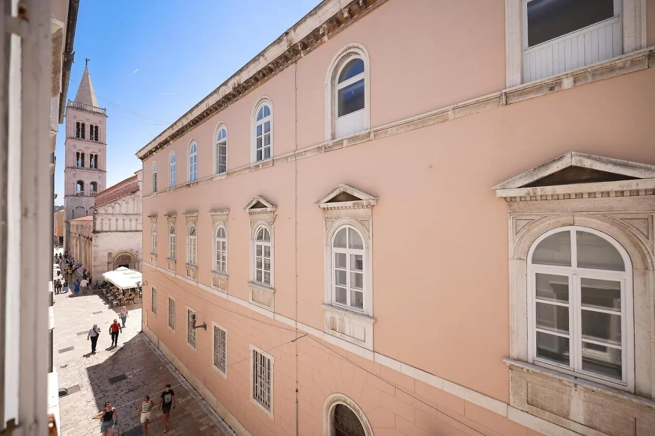 Cozy Studio Apartments In City Centar Stosija Zara