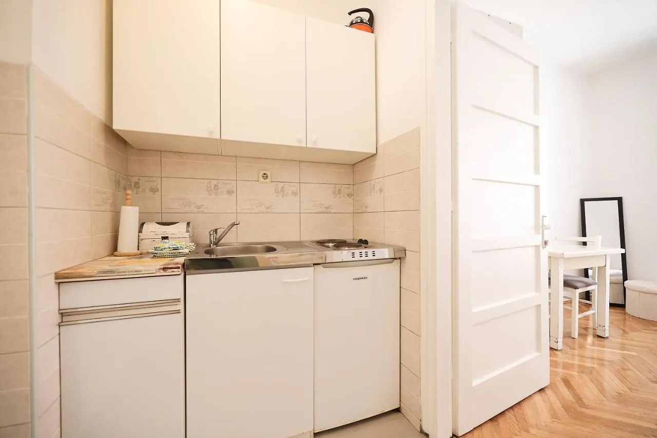 Cozy Studio Apartments In City Centar Stosija Zadar