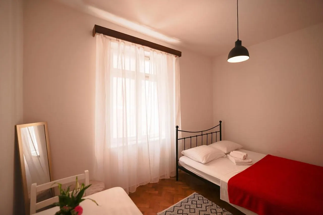 Cozy Studio Apartments In City Centar Stosija Zadar Croatia